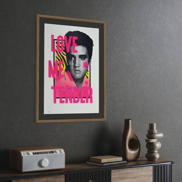 Elvis - Spray Paint Finish 2 (Pink Dot)